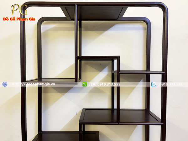 Những điều cần lưu ý khi chọn mua tủ bày đồ cổ 